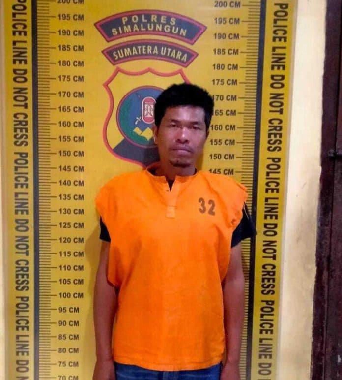 rusak_mobil_dan_aniaya_sopir_di_pematang_silimahuta_pelaku_ditangkap