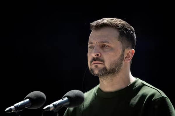 rusia_masukkan_nama_presiden_zelenskiy_dalam_dpo
