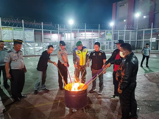 rutan_kabanjahe_razia_gabungan_ditemukan_sejumlah_barang_terlarang