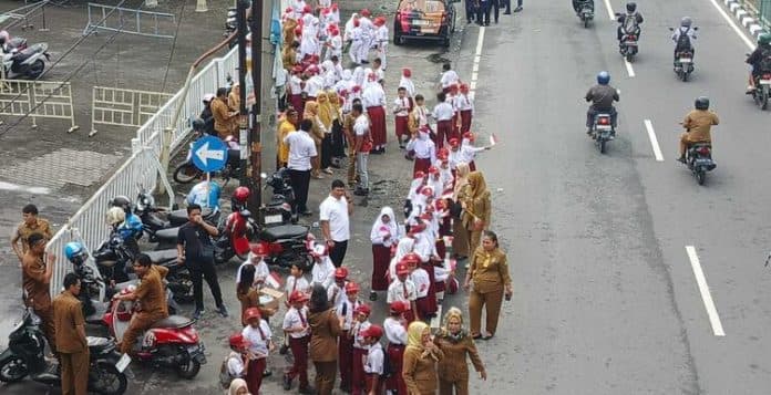 rute_terakhir_kirab_api_pon_di_medan_hari_ini_menuju_lubuk_pakam