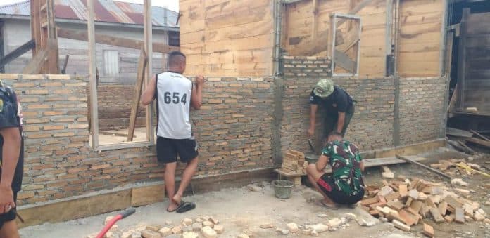 saat_hujatan_atas_sejumlah_kasus_poldasu_dan_polres_tampil_humanis_di_tengah_bencana_gempa_taput