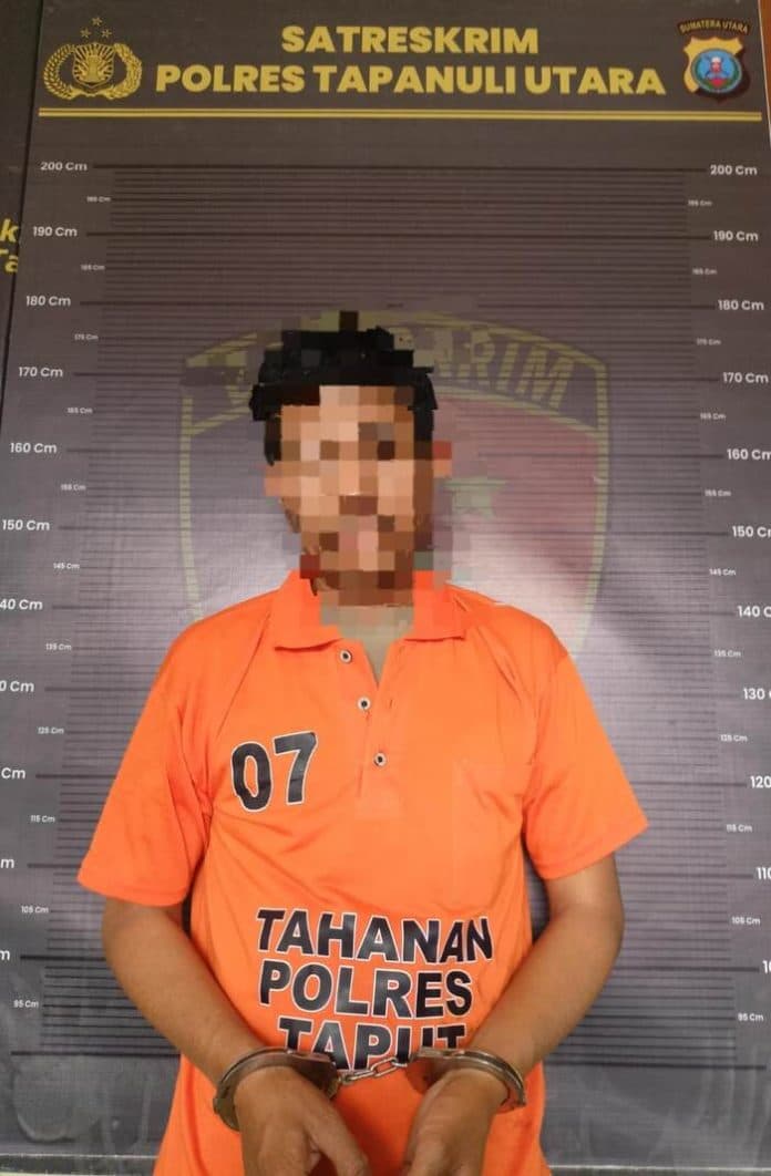 saat_menulis_judi_angka_togel_polres_taput_tangkap_seorang_pria
