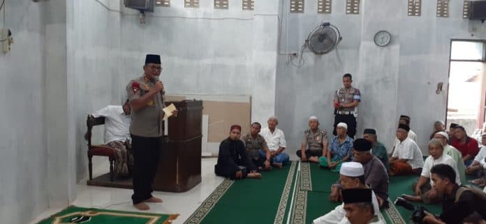 safari_jumat_di_masjid_alhurriyah_pengungkapan_narkoba_harus_dibantu_masyarakat