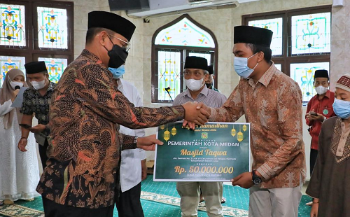 safari_ramadhan_terakhir_pemko_medan_ingatkan_masyarakat_patuhi_prokes_selama_lebaran