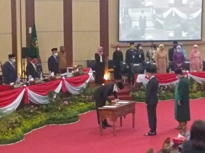 sah_haris_kelana_damanik_gantikan_aulia_rachman