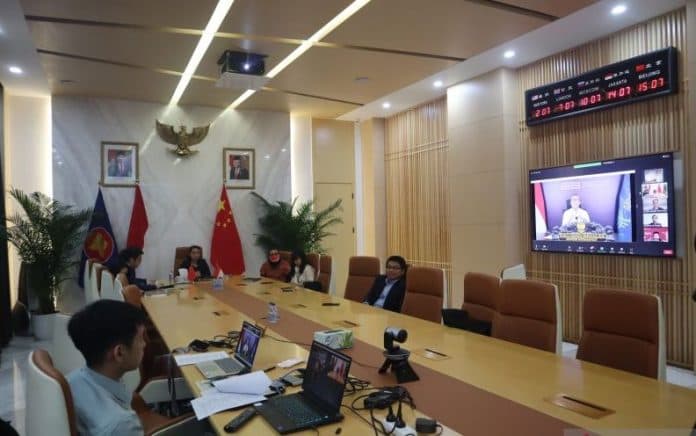 sah_indonesia_china_tanda_tangani_komitmen_dagang_senilai_rp1256_triliun