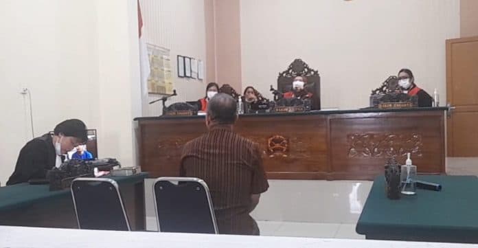 saksi_persidangan_kasus_pencurian_besi_stadion_sangnaualuh_ngaku_kenal_wajah_pelaku_dari_koran