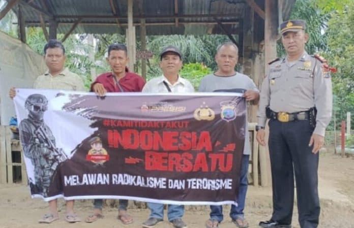 sambangi_warga_polres_tebing_tinggi_imbau_tolak_aksi_intoleransi_dan_radikalisme