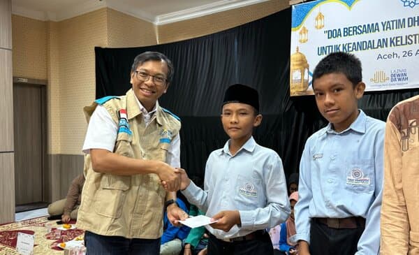 sambut_pon_xxi_aceh_sumut_pln_gelar_doa_bersama_yatim_dan_mahasiswa_dhuafa_banda_aceh