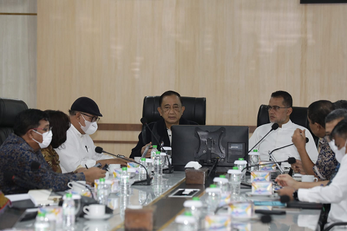 sambut_w_20_di_parapat_wakil_gubernur_sumut_terima_masukan_ksbn_pusat