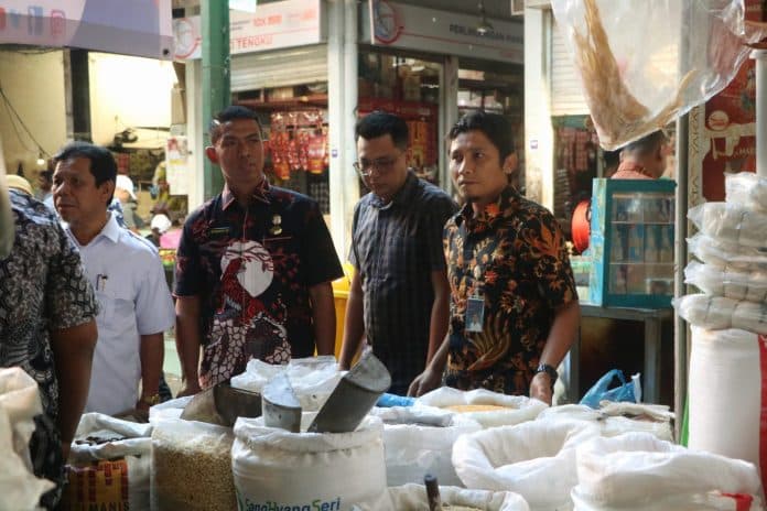 satgas_pangan_pastikan_stok_beras_aman_dan_harga_stabil_di_medan