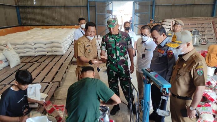 satgas_sidak_harga_dan_ketersediaan_bahan_pokok_jelang_nataru_di_asahan