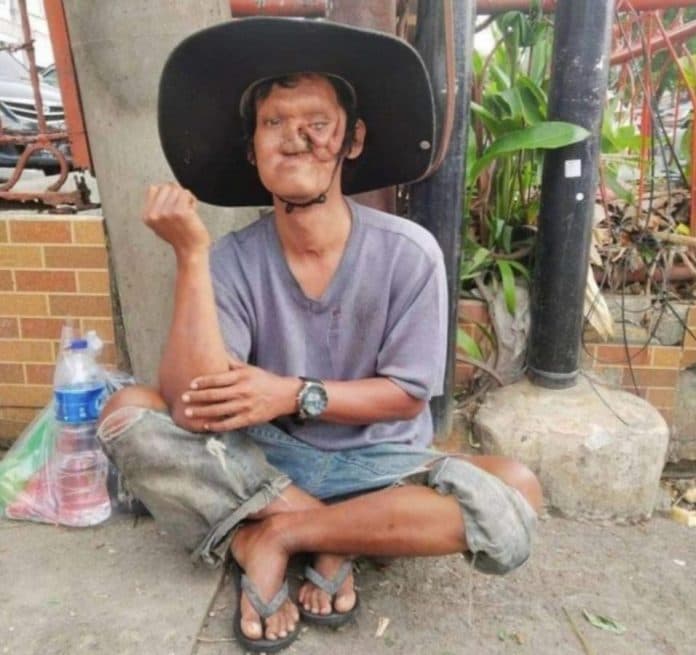 satpam_pt_inatex_aniaya_pengemis_di_pajak_simpang_limun_medan