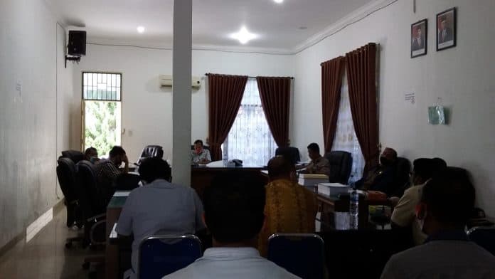 satpol_pp_kesulitan_tindak_pelanggar_protokol_kesehatan