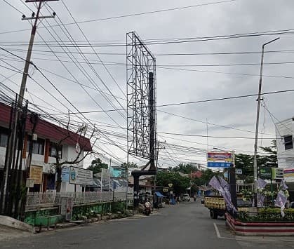 satpol_pp_siantar_masih_malu_malu_tertibkan_reklame_tak_berizin