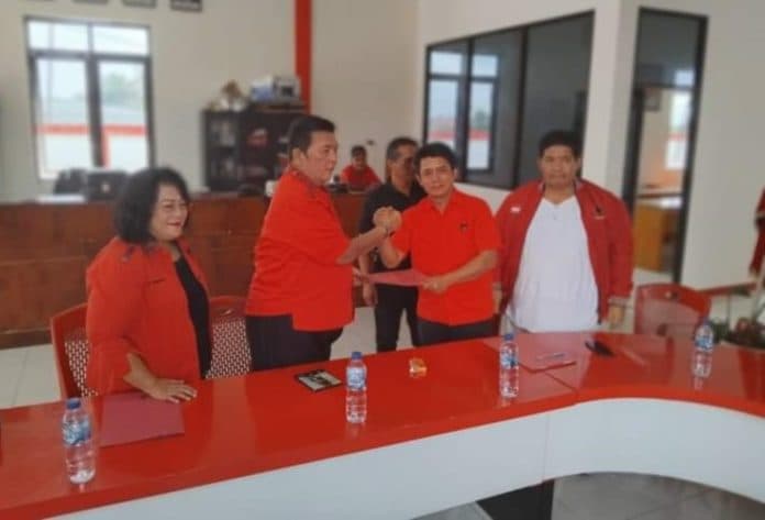 satu_nama_mendaftar_pdip_simalungun_butuh_sosok_memperbaiki_infrastruktur