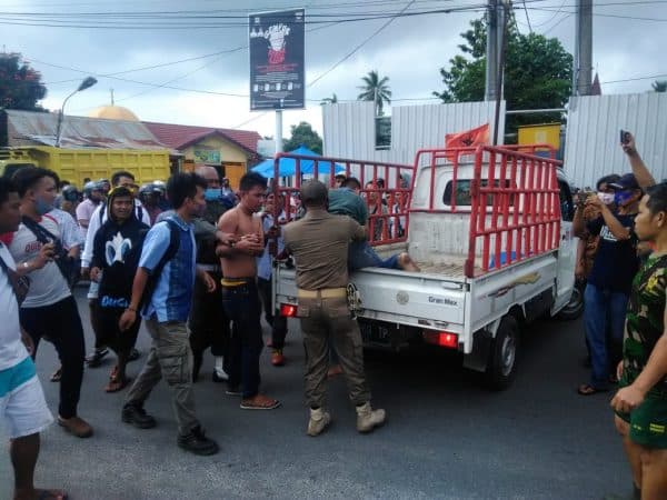 satu_warga_jakarta_dan_satu_warga_palembang_kepergok_mencuri_di_pelataran_parkir_disdukcapil_siantar