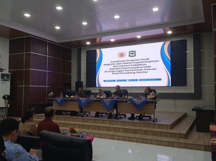sdm_terbatas_wali_kota_siantar_dorong_asn_kuliah_s2_dan_s3