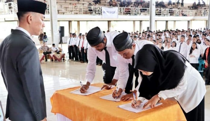 sebanyak_1239_anggota_pps_se_kabupaten_simalungun_untuk_pemilu_2024_dilantik