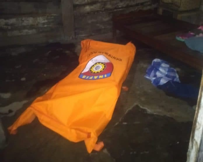 sebatang_kara_parlindungan_sitompul_ditemukan_membusuk_di_rumahnya