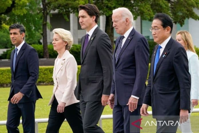 sebelum_meninggalkan_ktt_g7_biden_yakin_hubungan_as_dan_china_mencair