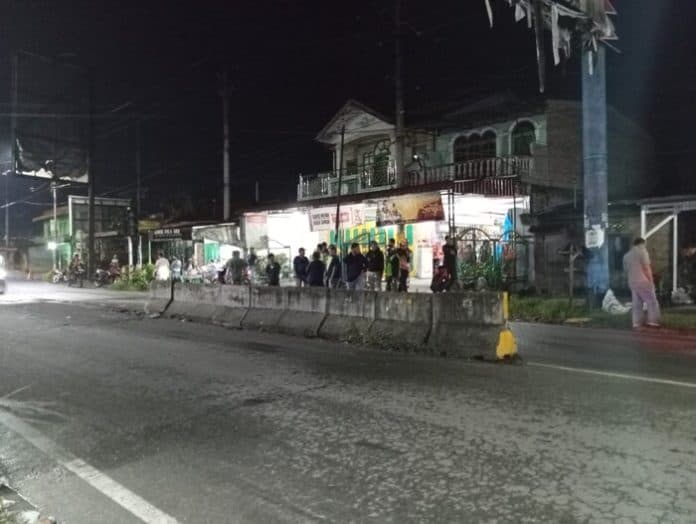 sehari_kecelakaan_tiga_kali_di_simpang_dua_warga_minta_pemko_siantar_singkirkan_beton_pembatas_jalan