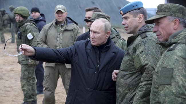 sejak_invasi_ke_ukraina_rusia_dinilai_semakin_terpuruk