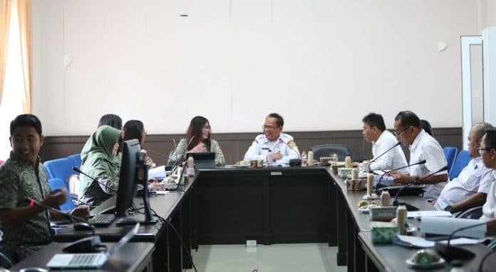 sekda_pakpak_bharat_minta_bpjs_kesehatan_tingkatkan_mutu_pelayanan_bagi_masyarakat