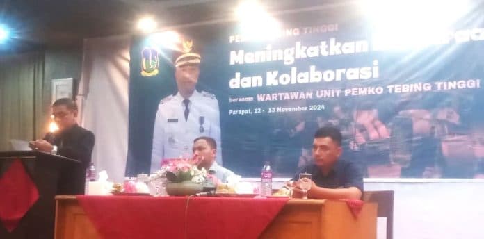 sekda_tebing_tinggi_harap_wartawan_sampaikan_informasi_terbaik_ke_masyarakat