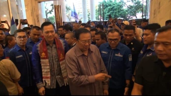 selain_konsolidasi_ahy_dan_sby_akan_hadiri_natal_nasional_partai_demokrat_besok