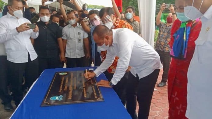 selain_serahkan_patung_il_nommensen_gubsu_ungkap_hal_ini_di_uhn_siantar