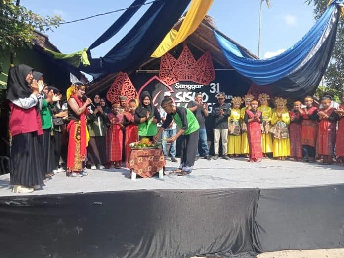 selama_31_tahun_sanggar_siswo_langgeng_budoyo_bimbing_anak_muda_mencintai_budaya_jawa