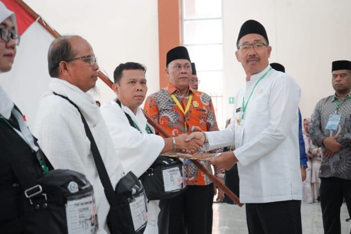 selama_wukuf_di_arafah_jemaah_diminta_tidak_ambil_hak_orang_lain
