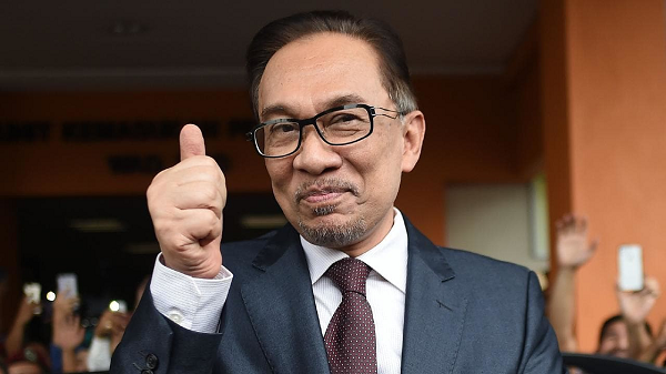 selangkah_lagi_anwar_ibrahim_jadi_pm_malaysia