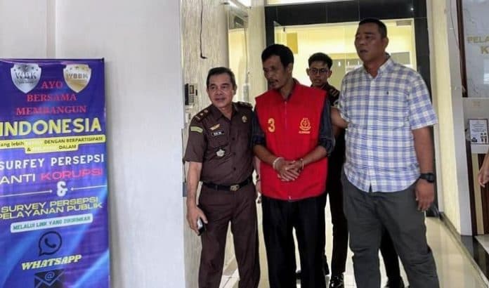 selewengkan_dana_desa_mantan_kades_lumban_lintong_ditahan_kejari_tobasa