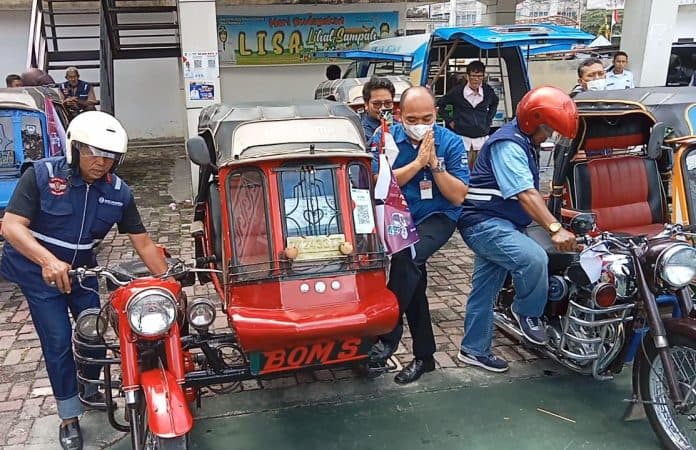 semarak_pekan_qris_nasional_2022_di_siantar_keliling_naik_becak_bsa_cuma_bayar_rp77