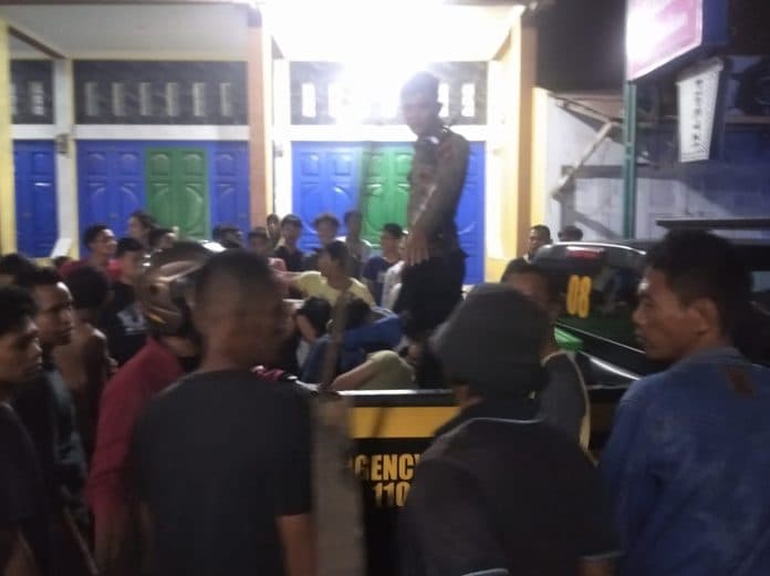sempat_dilempari_warga_belasan_pemuda_diduga_geng_motor_diamankan_polisi_di_sunggal