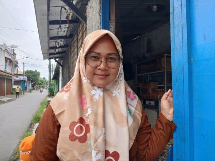 sempat_jatuh_bangun_rufayidah_sukses_buka_3_warung_seblak