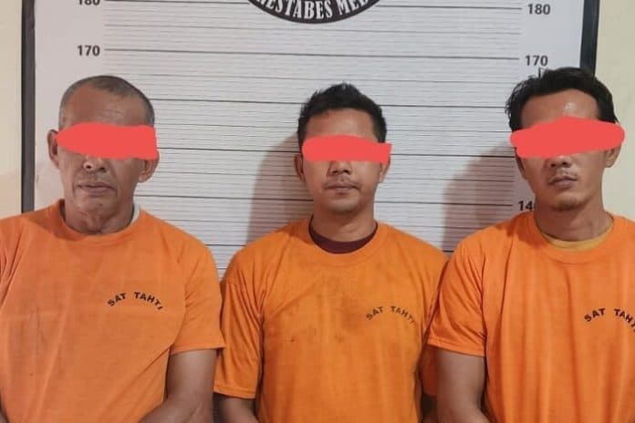sempat_kejar_kejaran_tiga_pria_pembawa_65_kg_sabu_jaringan_internasional_dibekuk