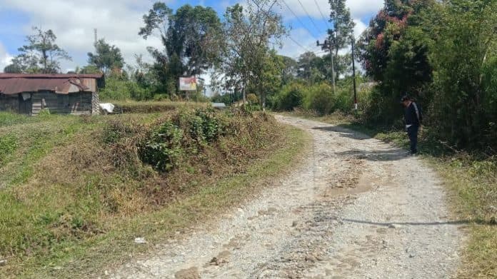 sempat_mangkrak_pembangunan_jalan_lingkar_siborongborong_berbiaya_rp74_miliar_dikerjakan_kembali