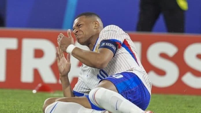 sempat_patah_hidung_mbappe_dipastikan_masih_bisa_main_di_euro_2024