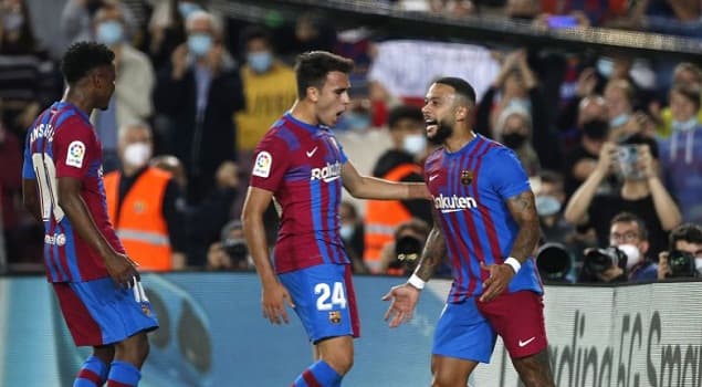 sempat_tertinggal_barcelona_menang_atas_valencia_3_1