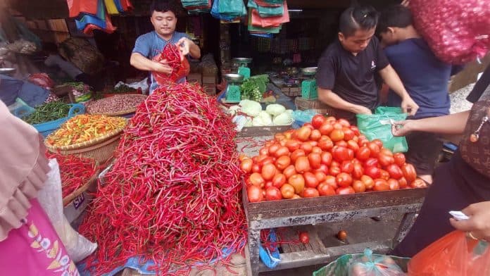 sempat_turun_harga_cabai_merah_kembali_naik_di_medan