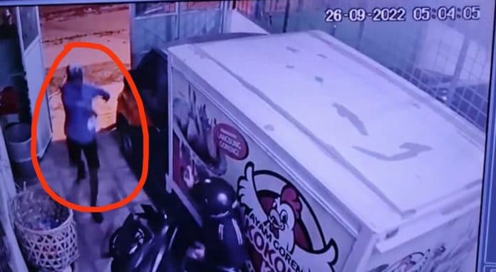 sempat_viral_tersangka_perampokan_sepeda_motor_pakai_sajam_ditangkap_di_medan