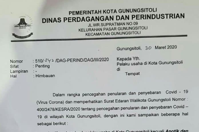 semua_toko_di_gunung_sitoli_nias_wajib_tutup_pukul_1900_wib