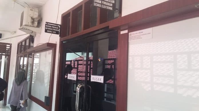 seorang_asn_siantar_status_pdp_covid_19_dirujuk_ke_rs_adam_malik_medan