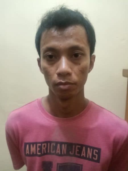 seorang_dari_dua_pelaku_pelemparan_bom_molotov_serahkan_diri_ke_polresta_deli_serdang