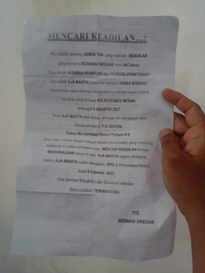 seorang_janda_di_medan_minta_keadilan_lewat_selebaran