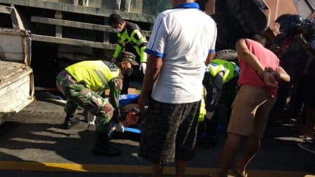 seorang_pelajar_tewas_terlindas_truk_di_jalinsum_tebing_tinggi