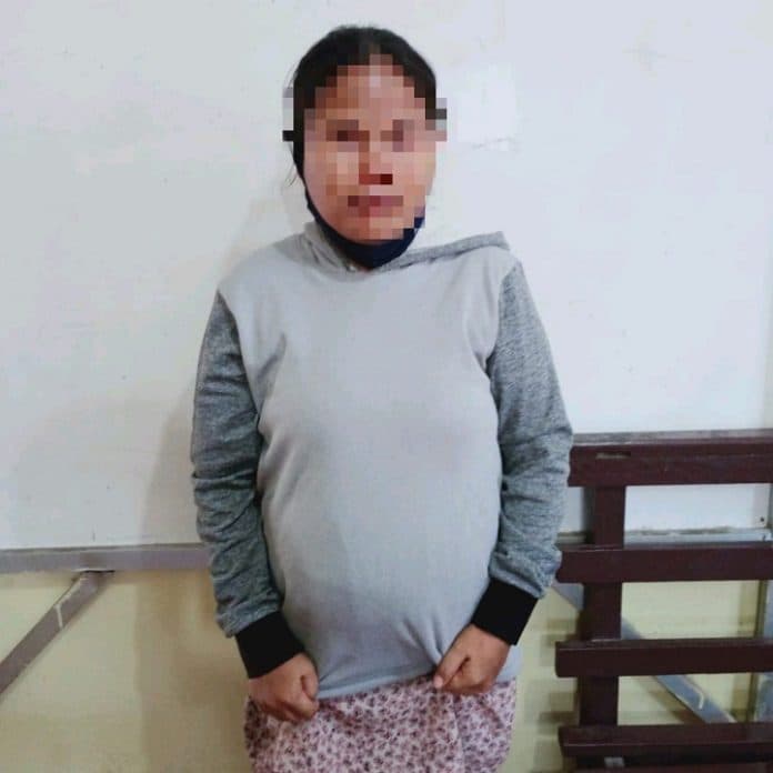 seorang_wanita_penjual_sabu_dikibusi_pembeli